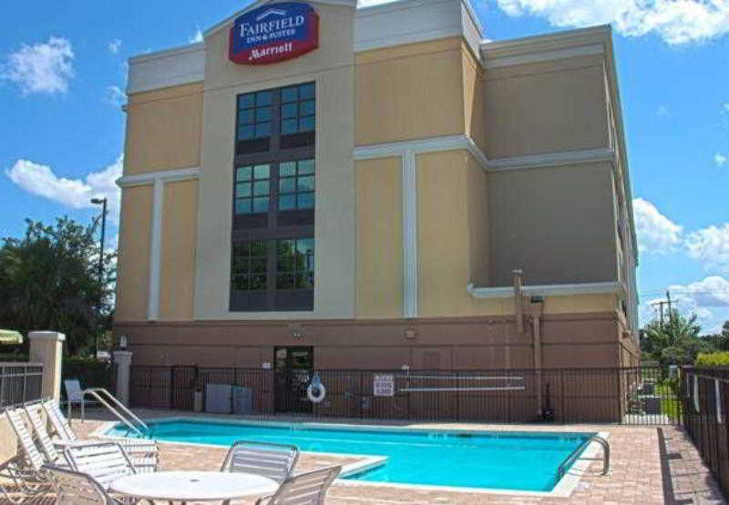 Fairfield Inn & Suites By Marriott Charleston Airport/Convention Center North Charleston Exterior foto