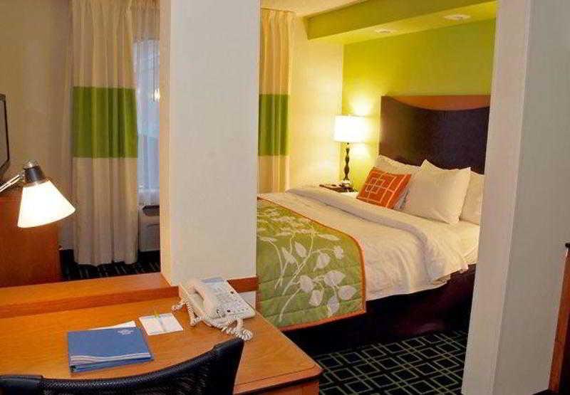 Fairfield Inn & Suites By Marriott Charleston Airport/Convention Center North Charleston Habitación foto