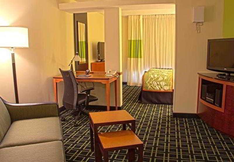 Fairfield Inn & Suites By Marriott Charleston Airport/Convention Center North Charleston Habitación foto