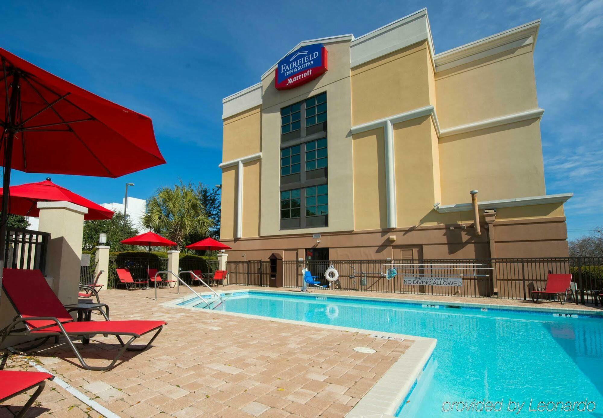 Fairfield Inn & Suites By Marriott Charleston Airport/Convention Center North Charleston Exterior foto